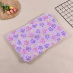 Comfortable Dog Paw Heart Print Pet Bed, All-Season Cat and Dog Floor Mat, Dirt-Resistant Rectangular Pet Blanket, 1pc